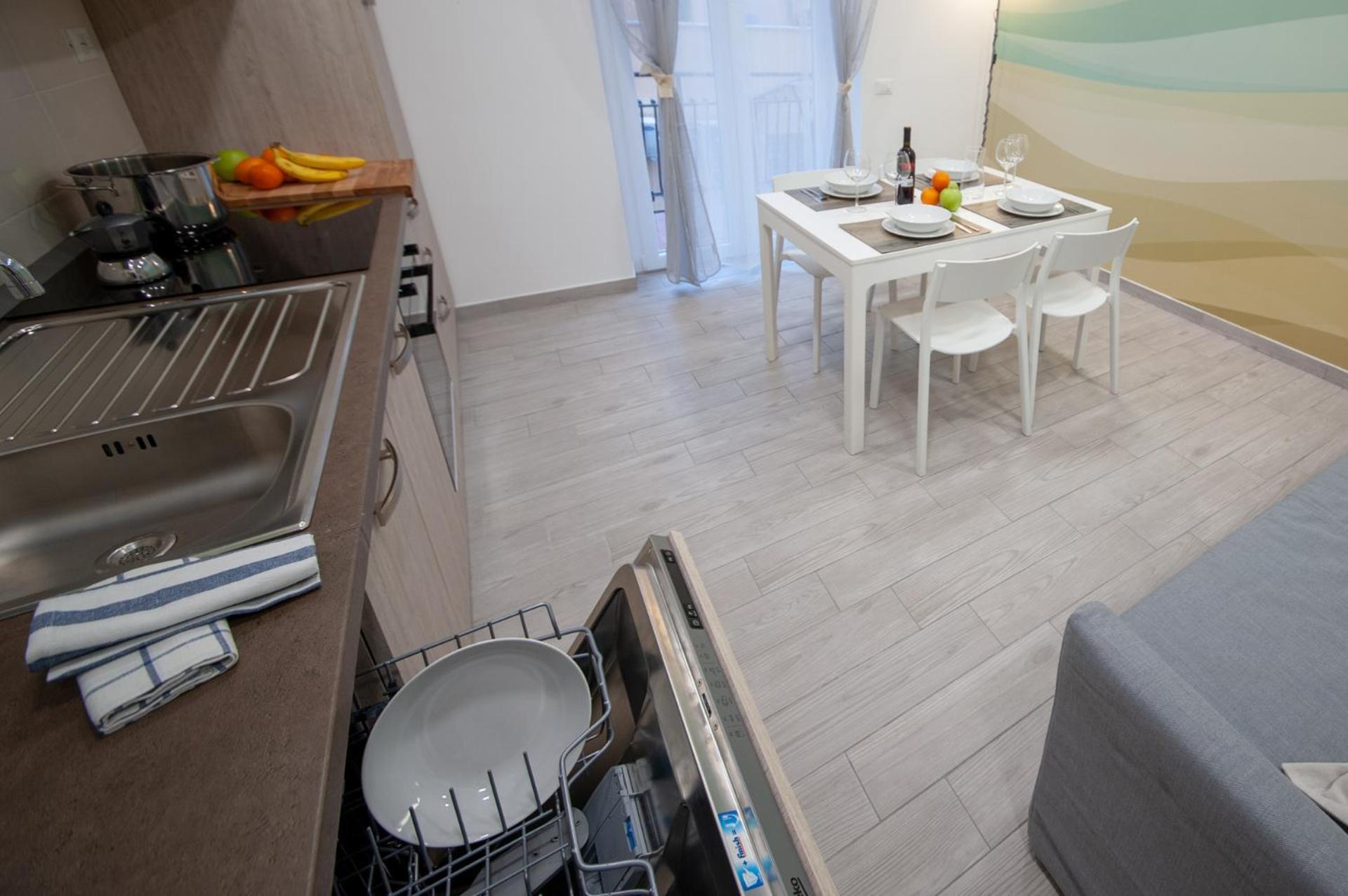 Ines Rivieraholiday Albenga Exterior photo